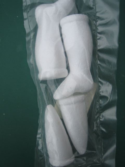 Styropor handen en voeten groot - Klik op de afbeelding om het venster te sluiten